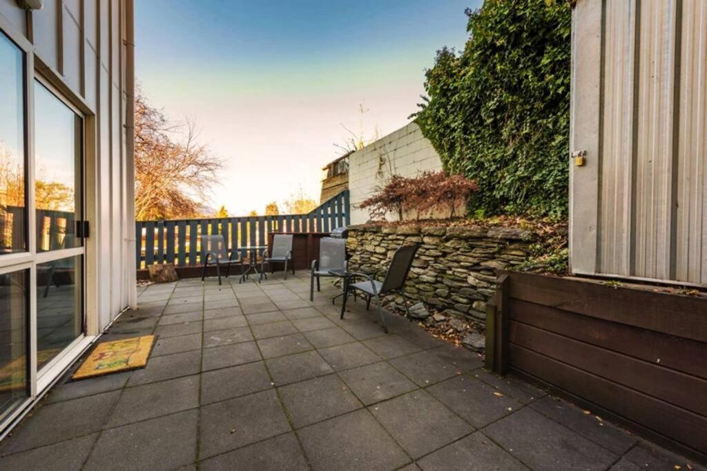 Central Cozy House - 10 Min Walk To Town Distretto di Distretto di Queenstown Esterno foto